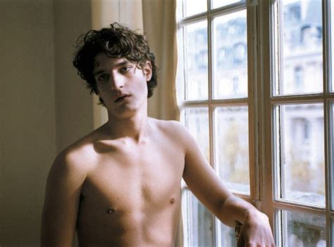 louis garrel nude|Anatomy of a Scenes Manatomy: Louis Garrel Lets It All Hang。